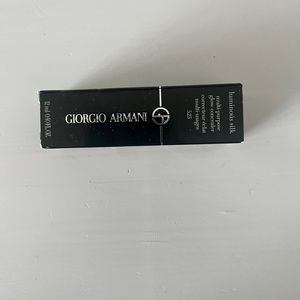 Armani Beauty Luminous Silk Concealer 5.25 NWB